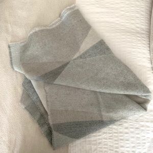 Grey Blanket Scarf